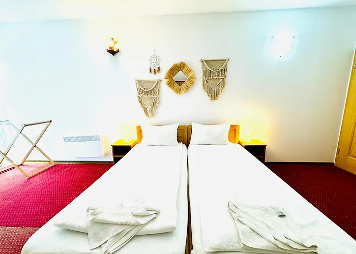 Zen Eco Отель Сфынту-Георге